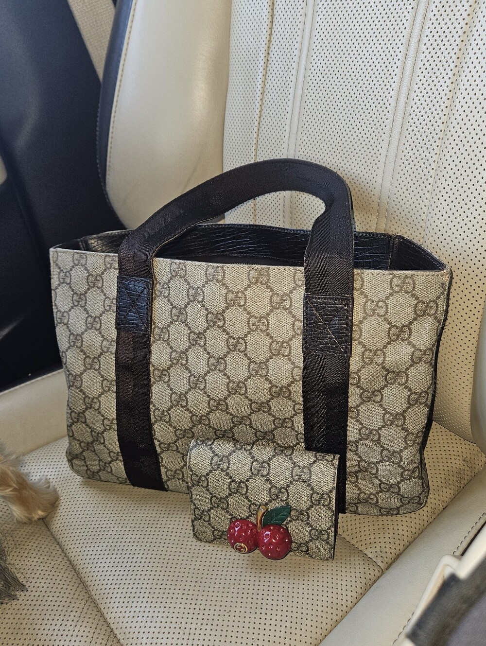 Gucci Beige/Brown GG Coated Canvas Tote with Dark Brown Straps - Picture 12 of 12